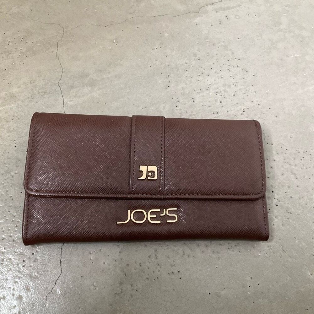 Joe’s Long Wallet